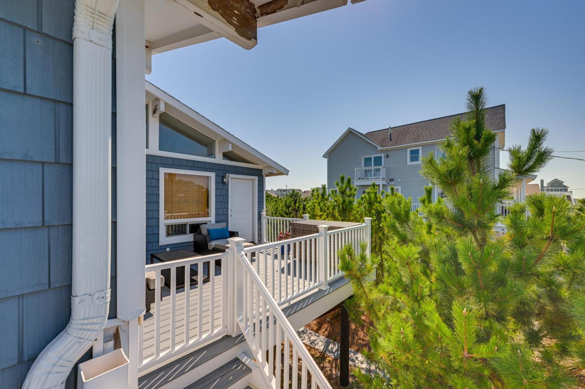 Westhampton Beach Home With Deck And Ocean Views! Экстерьер фото
