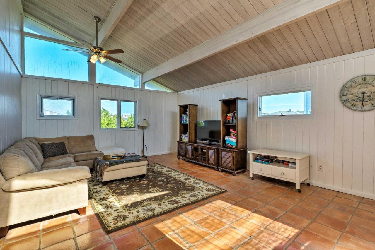 Westhampton Beach Home With Deck And Ocean Views! Экстерьер фото